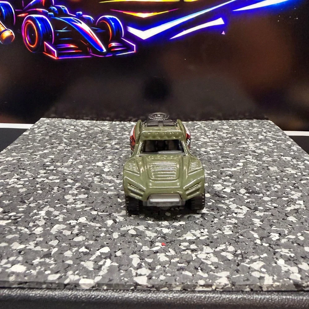Matchbox Baja Bullet Olive Green Yokohama Off-Road Trophy Truck MB794 2009